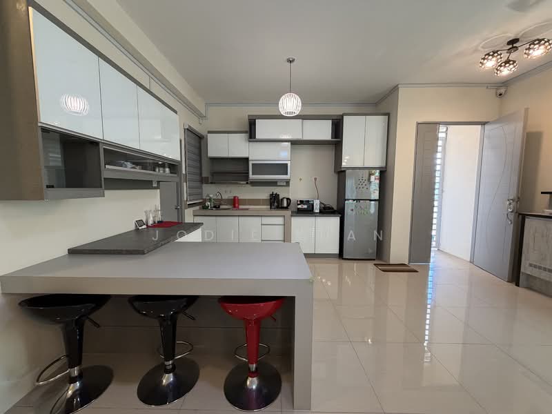 Apartment for Sale at Sky Garden Residences - Jodie Kuan - Kitchen - PropertyGuru.com.my