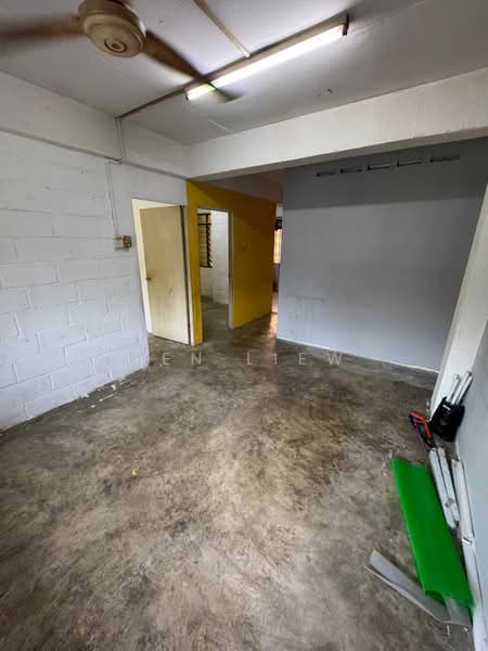 Flat for Sale at Flat Temenggong - Ken Liew - Interior - PropertyGuru.com.my