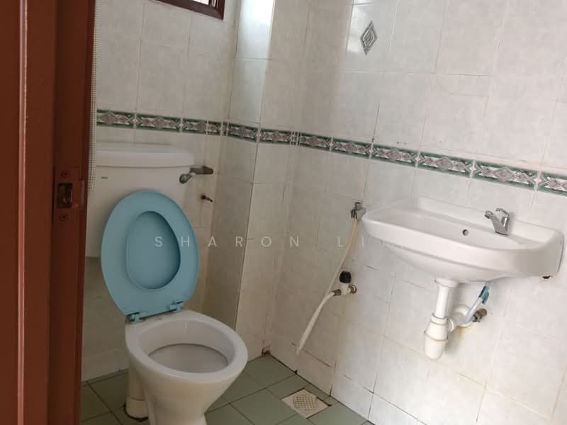Apartment for Rent at Subang Perdana Goodyear Court 10 - Sharon Lim - Bathroom - PropertyGuru.com.my