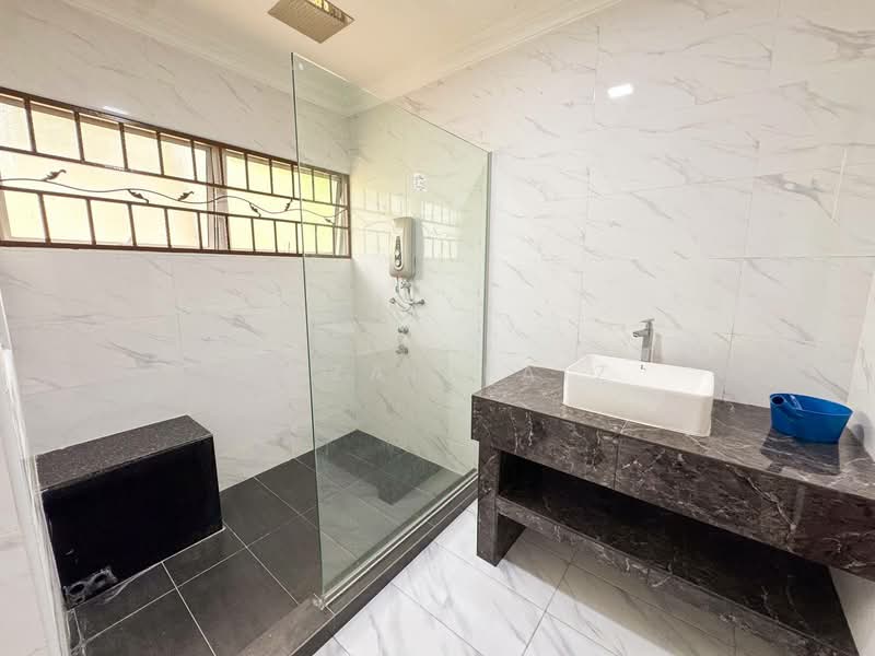 2-storey Terraced House for Sale in Denai Alam (Shah Alam) - Amzar Faiz - Bathroom - PropertyGuru.com.my
