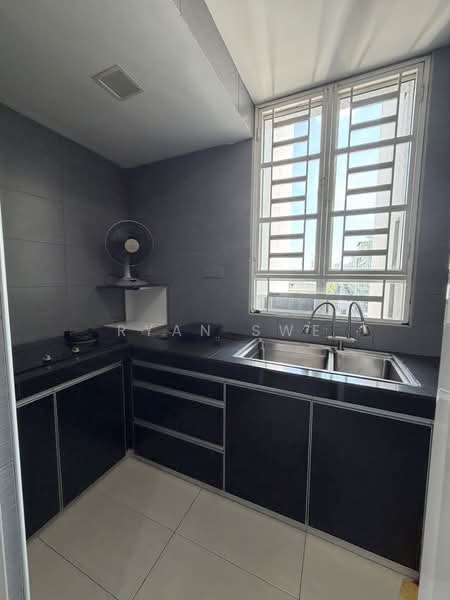 Condominium for Sale at Hartamas Regency 2 - Ryan Swe - Kitchen - PropertyGuru.com.my