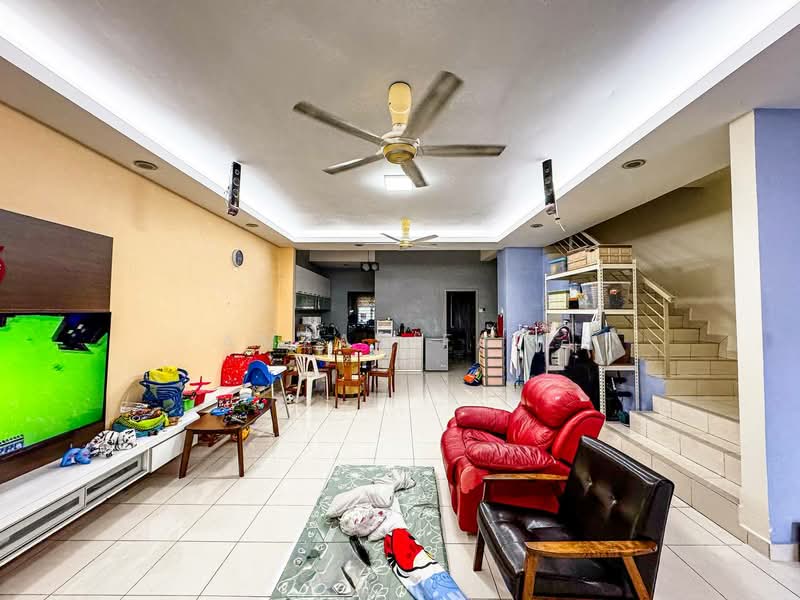 2-storey Terraced House for Sale in Taman Mutiara Indah (Puchong) - Amzar Faiz - Living Room - PropertyGuru.com.my