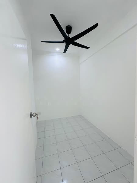 Taman Tampoi Indah untuk Untuk Disewa - RM 1,250 /bulan, Feb 2026 - Interior - PropertyGuru.com.my