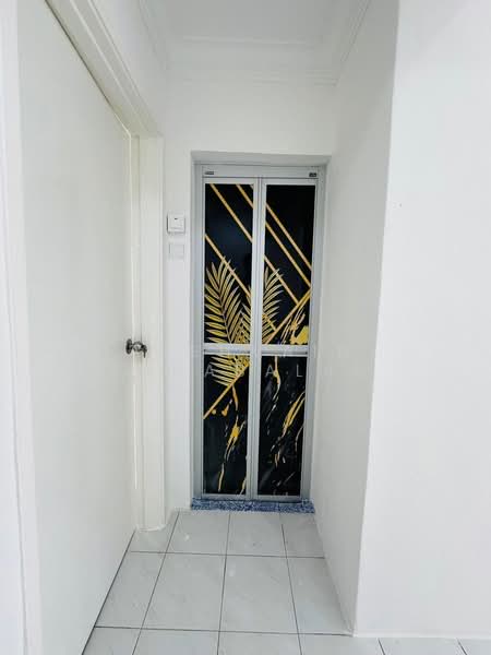 Taman Tampoi Indah untuk Untuk Disewa - RM 1,250 /bulan, Feb 2026 - Entrance - PropertyGuru.com.my