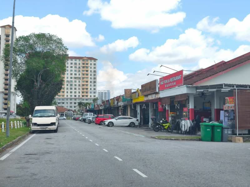 Shop for Sale in Bukit Indah 2 (Iskandar Puteri (Nusajaya)) - Phang Elainne - Exterior - PropertyGuru.com.my