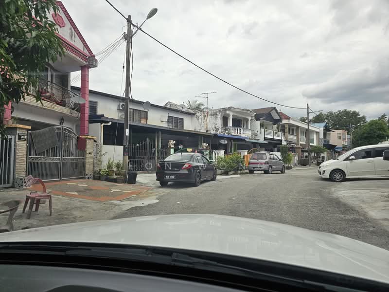 2-storey Terraced House for Sale in Taman Velox (Rawang) - LEON WONG - Exterior - PropertyGuru.com.my