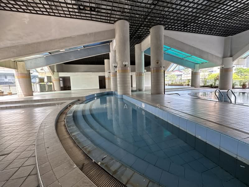 Fajar Ria @ Pantai untuk Untuk Disewa - RM 2,150 /bulan, Feb 2026 - Pool - PropertyGuru.com.my