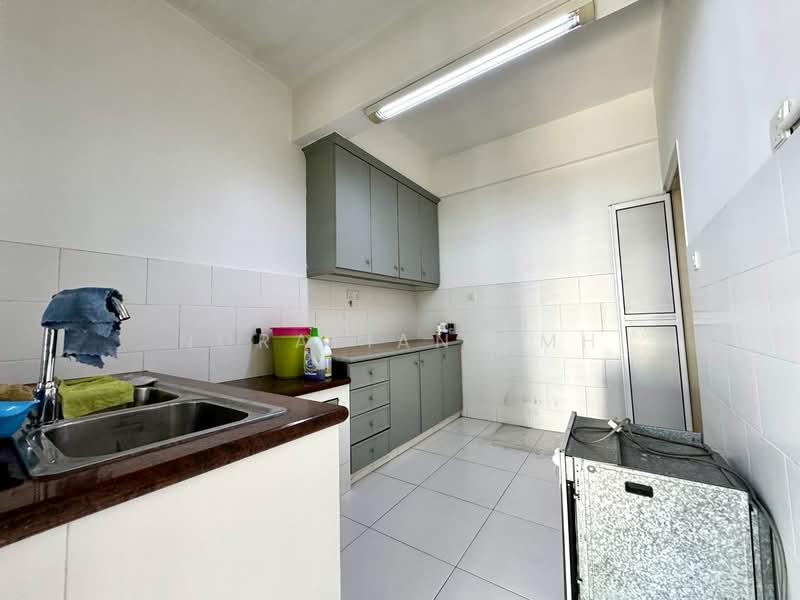 Fajar Ria @ Pantai untuk Untuk Disewa - RM 2,150 /bulan, Feb 2026 - Kitchen - PropertyGuru.com.my