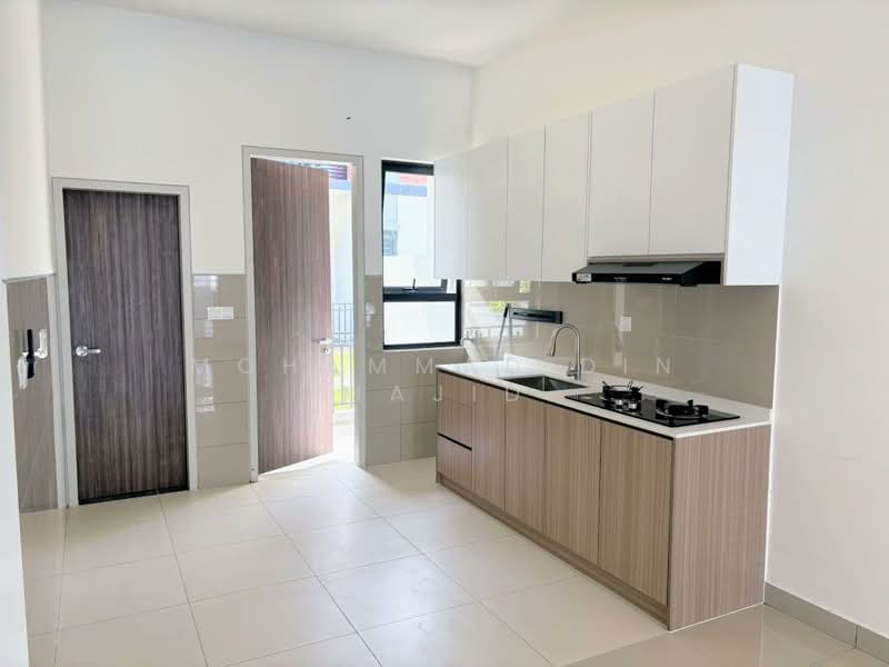 2-storey Terraced House for Sale in Shah Alam (Selangor) - Mohammad Din Majid - Kitchen - PropertyGuru.com.my