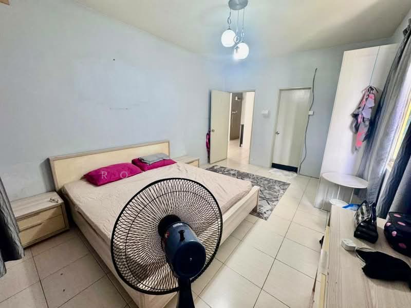 Condominium for Rent at Platinum Lake PV 10 - Rohani Daud - Bedroom - PropertyGuru.com.my