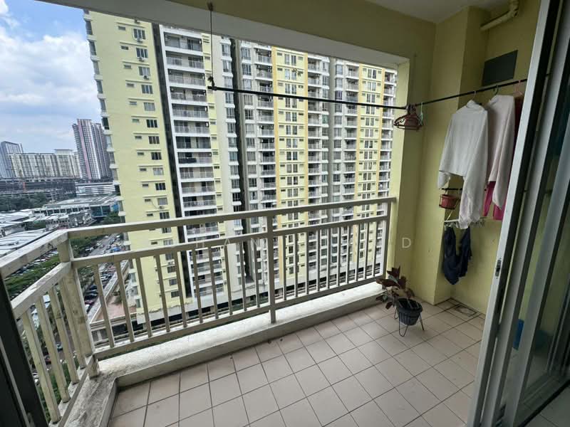 Condominium for Rent at Platinum Lake PV 10 - Rohani Daud - Balcony - PropertyGuru.com.my