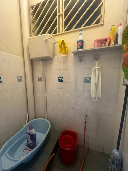 Taman Universiti untuk Untuk Dijual - RM 460,000, Mac 2026 - Bathroom - PropertyGuru.com.my