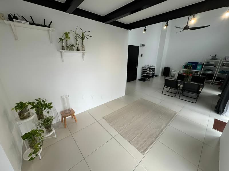 Service Residence for Sale at Colonial @ Empire City - Iylia . - Living Room - PropertyGuru.com.my