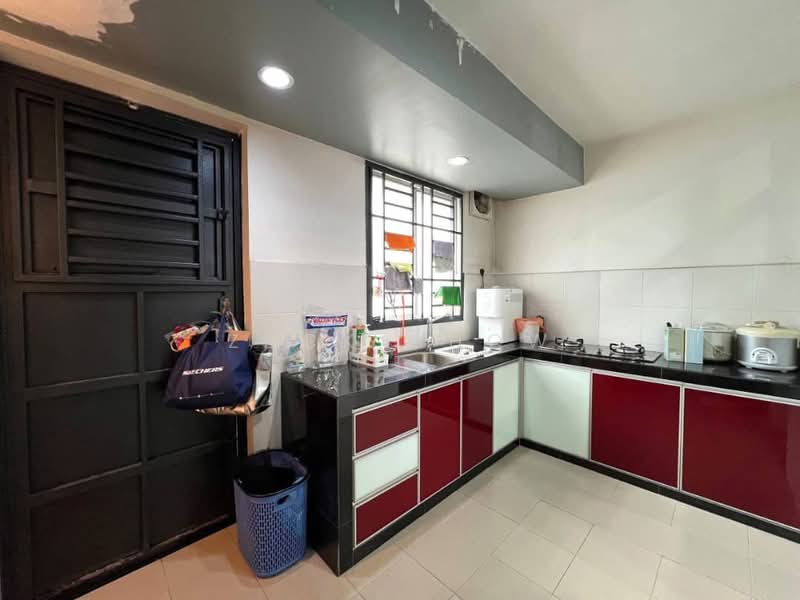 2-storey Terraced House for Sale in Taman Sierra Perdana (Masai) - Zack Chow - Kitchen - PropertyGuru.com.my