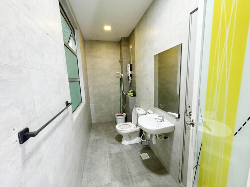 Cluster House for Sale in Ulu Tiram (Johor) - Zoe Voon - Bathroom - PropertyGuru.com.my