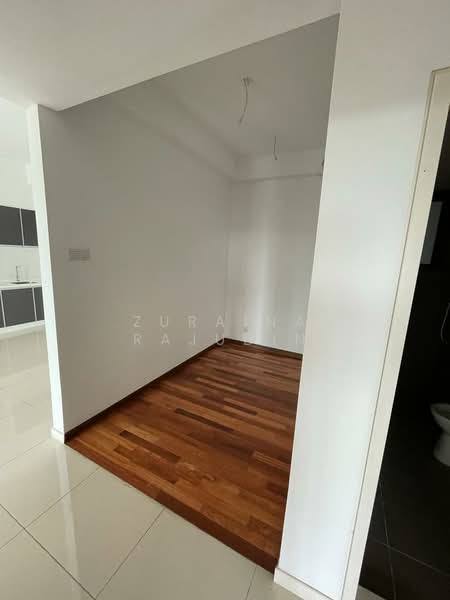 Service Residence for Sale at Renai Jelutong - Zuraina Rajudin - Interior - PropertyGuru.com.my