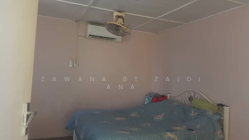 1.5-storey Terraced House for Sale in Taman Keramat (Ulu Kelang) - Zawana BT Zaidi Ana - Bedroom - PropertyGuru.com.my