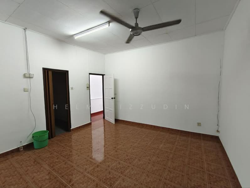 2-storey Terraced House for Sale in Pjs 5 (Petaling Jaya) - HELMY IZZUDIN - Interior - PropertyGuru.com.my
