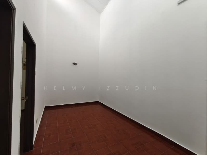 2-storey Terraced House for Sale in Pjs 5 (Petaling Jaya) - HELMY IZZUDIN - PropertyGuru.com.my