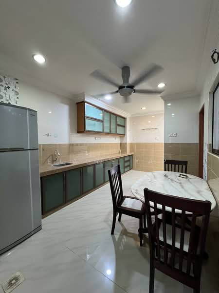 2-storey Terraced House for Rent in Setia Impian (Setia Alam) - Elaine Yap - Kitchen - PropertyGuru.com.my