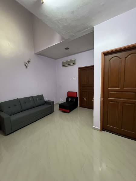 2-storey Terraced House for Rent in Setia Impian (Setia Alam) - Elaine Yap - Living Room - PropertyGuru.com.my