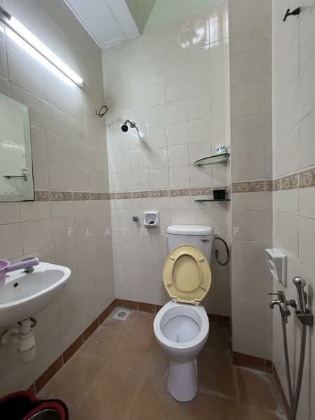 2-storey Terraced House for Rent in Setia Impian (Setia Alam) - Elaine Yap - Bathroom - PropertyGuru.com.my