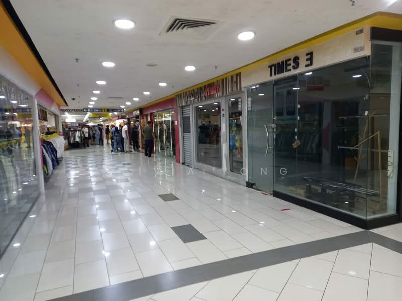 Retail Space for Sale in KL City Centre (Kuala Lumpur) - Olivia Yong - Corridor - PropertyGuru.com.my