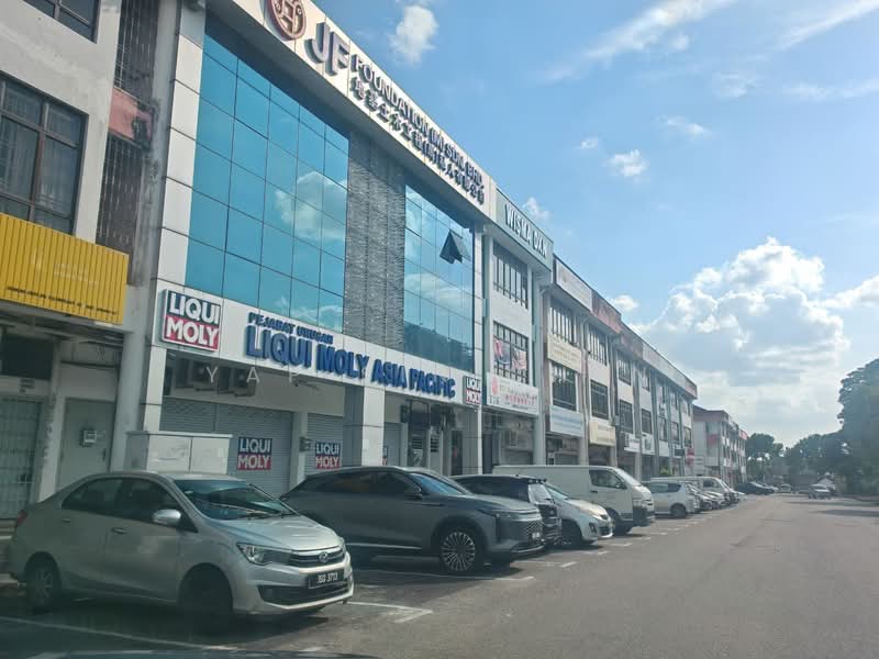 Shop / Office for Rent in Taman Molek (Johor Bahru) - Yap Sin Chen - Exterior - PropertyGuru.com.my