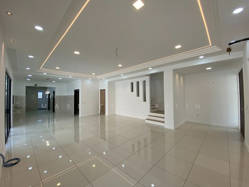 Semi-Detached House for Sale in Denai Alam (Shah Alam) - Masnizah Arifin - Living Room - PropertyGuru.com.my