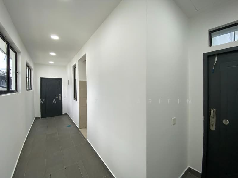 Semi-Detached House for Sale in Denai Alam (Shah Alam) - Masnizah Arifin - Corridor - PropertyGuru.com.my