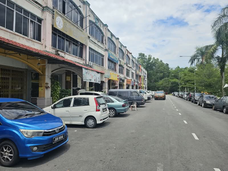 Shop for Rent in Taman Putri Jaya (Cheras) - Stella Lee - Exterior - PropertyGuru.com.my