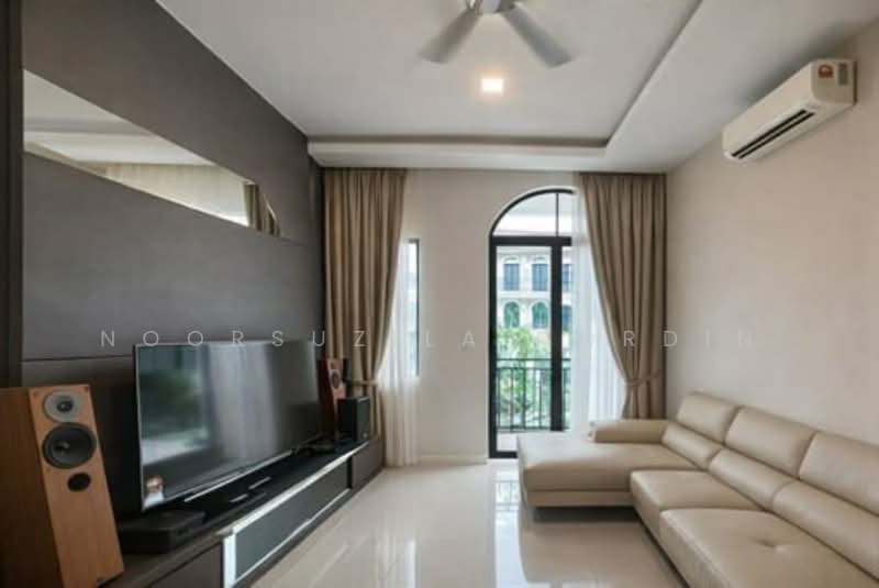 Condominium for Sale at Isle of Kamares - Noorsuzila Nordin - Living Room - PropertyGuru.com.my