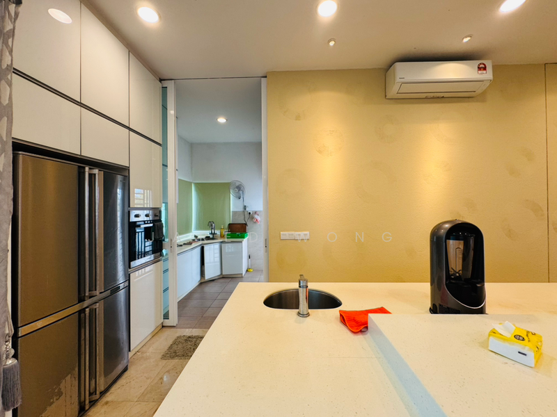 Rumah Banglo untuk Dijual di Garden Residence (Cyberjaya) - Jared Wong - Kitchen - PropertyGuru.com.my