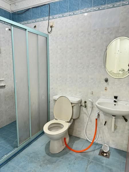 Semi-Detached House for Sale in Shah Alam (Selangor) - Farhan Rafael - Bathroom - PropertyGuru.com.my