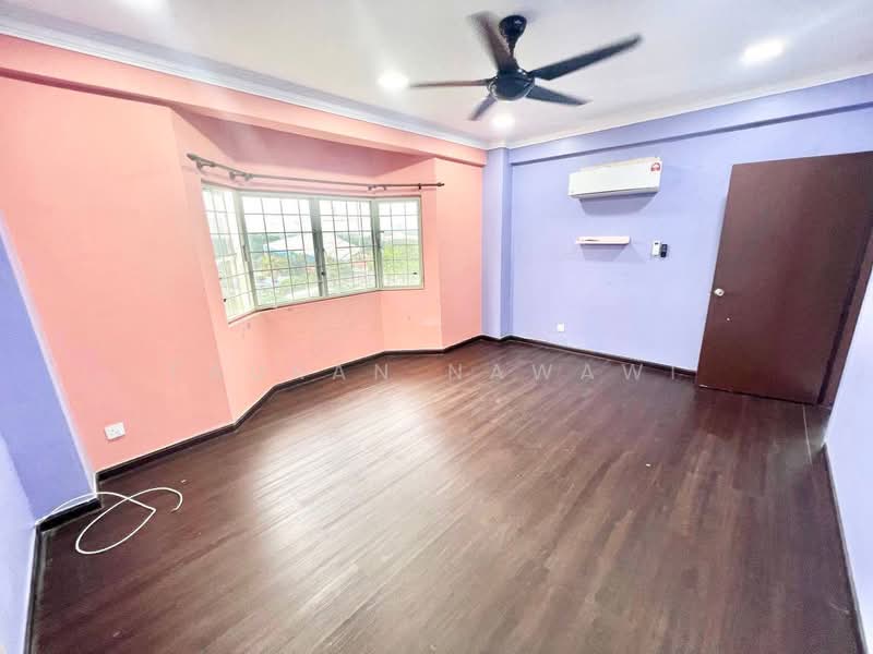 Condominium for Sale at Tiara Kelana - Fauran Nawawi - Living Room - PropertyGuru.com.my