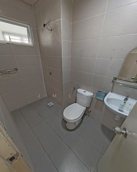 2-storey Terraced House for Sale in Bandar Saujana Putra (Tanjong Duabelas) - Jim Ling - Bathroom - PropertyGuru.com.my