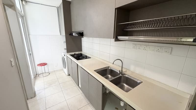 Townhouse for Rent in Kajang (Selangor) - Najibah Sahari - Kitchen - PropertyGuru.com.my