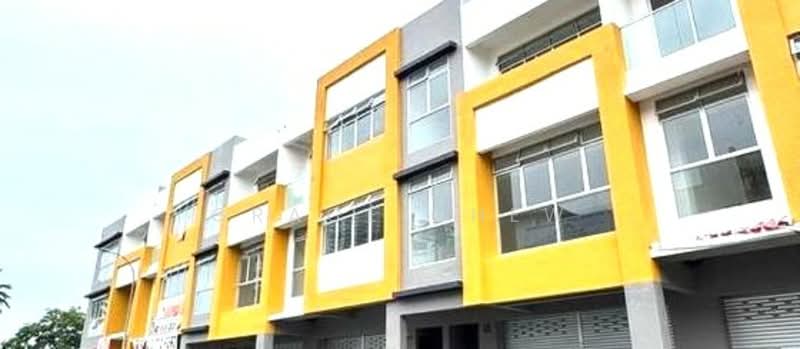 Shop for Rent in Taman Molek (Johor Bahru) - Grace Chew - Exterior - PropertyGuru.com.my