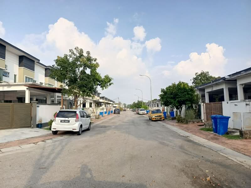 2-storey Terraced House for Sale in Kampung Jalan Kebun (Shah Alam) - Salawati Busro - Exterior - PropertyGuru.com.my