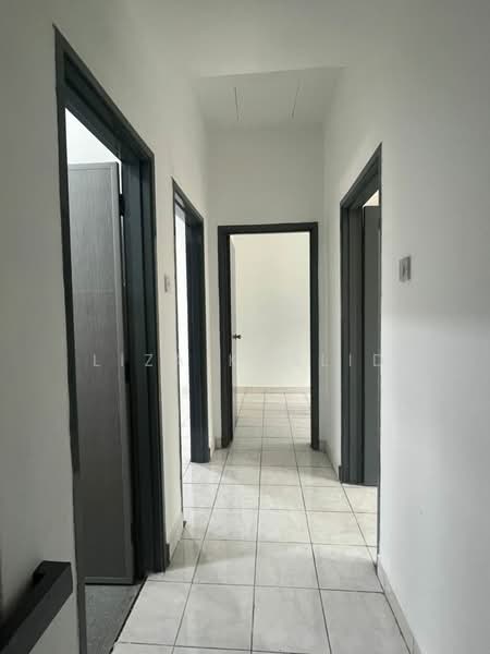2-storey Terraced House for Sale in Taman Sri Haneco (Semenyih) - Liza Khalid - Corridor - PropertyGuru.com.my