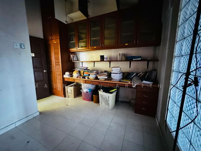 2-storey Terraced House for Sale in Cheras (Selangor) - Masnizah Arifin - Study - PropertyGuru.com.my