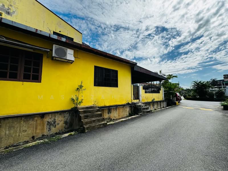 2-storey Terraced House for Sale in Cheras (Selangor) - Masnizah Arifin - Exterior - PropertyGuru.com.my