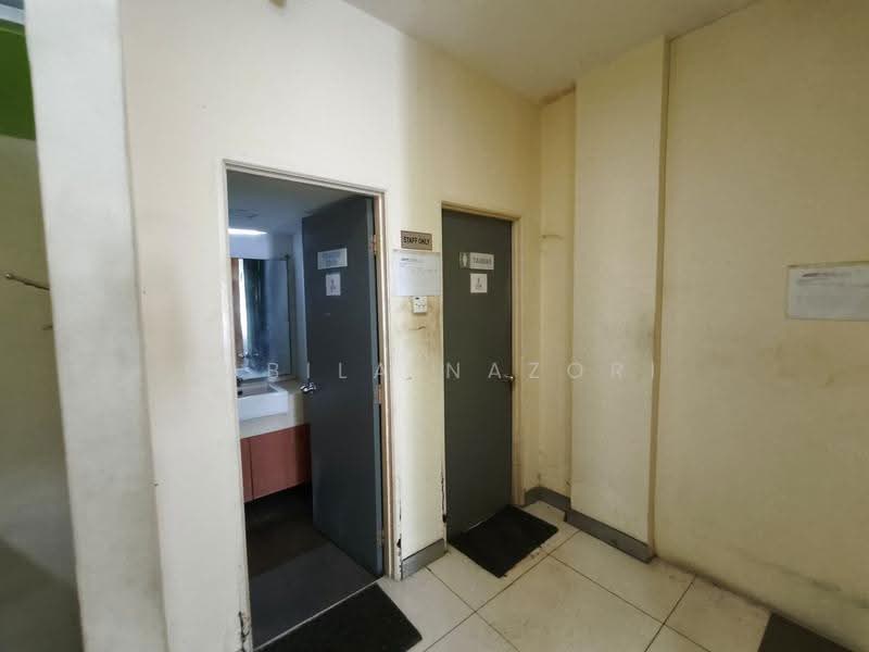 Retail Space for Sale in Kota Bharu (Kelantan) - Nabila Nazori - Interior - PropertyGuru.com.my