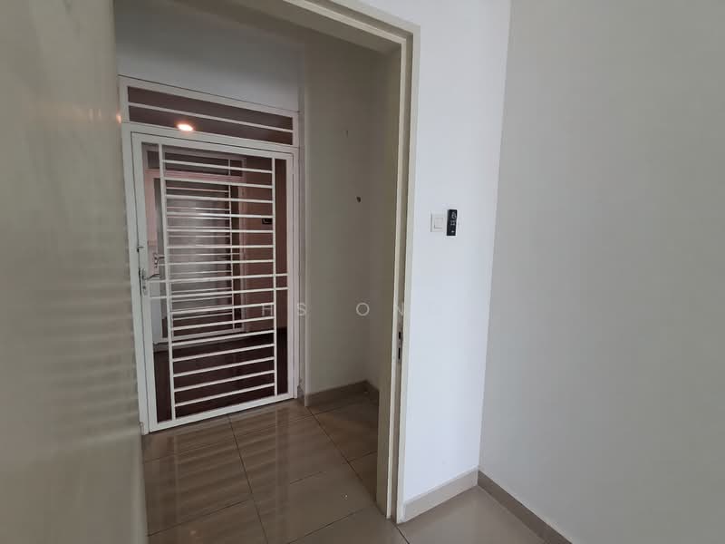 Condominium for Sale at Parkhill Residence - HS Ong - Entrance - PropertyGuru.com.my