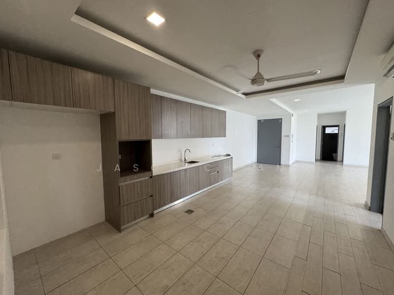 Condominium for Rent at Lakefront Residence - Jason Chiam - Kitchen - PropertyGuru.com.my
