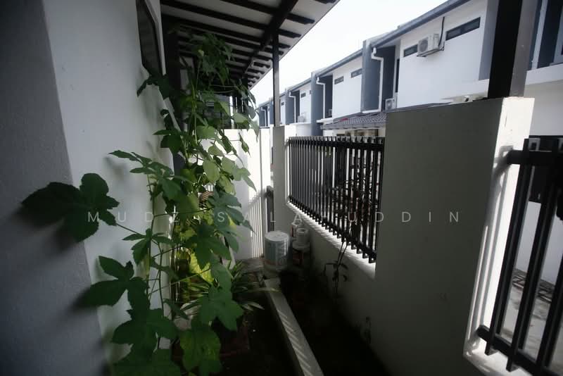 2-storey Terraced House for Sale in Elmina (Shah Alam) - Mudz Salahuddin - Exterior - PropertyGuru.com.my