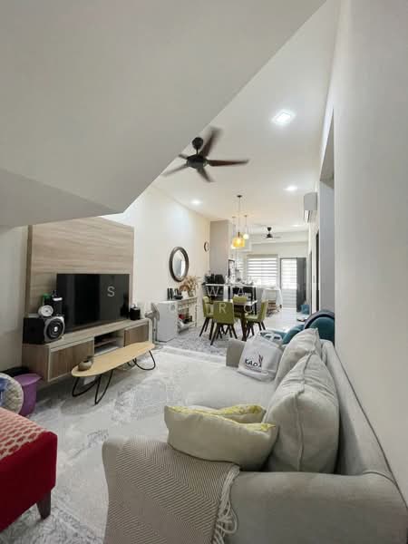 Ground Floor Townhouse Kita Bayu Cybersouth Dengkil untuk Untuk Dijual - RM 399,000, Feb 2026 - Living Room - PropertyGuru.com.my