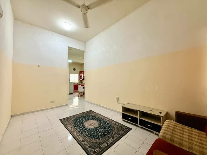 Semi-Detached House for Rent in Kajang (Selangor) - JUMIDAH (JUE) - Living Room - PropertyGuru.com.my