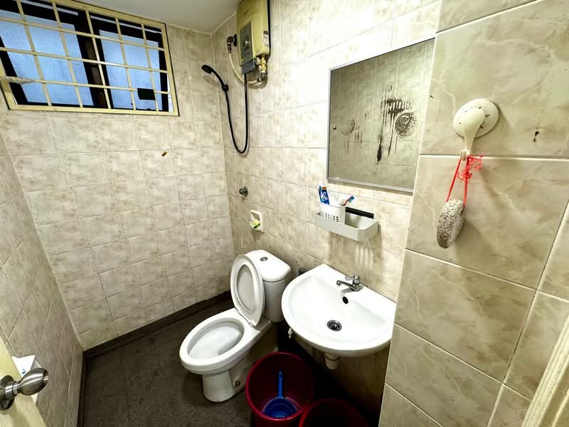 Condominium for Sale at Kenanga Point - Azrul Ismail - Bathroom - PropertyGuru.com.my