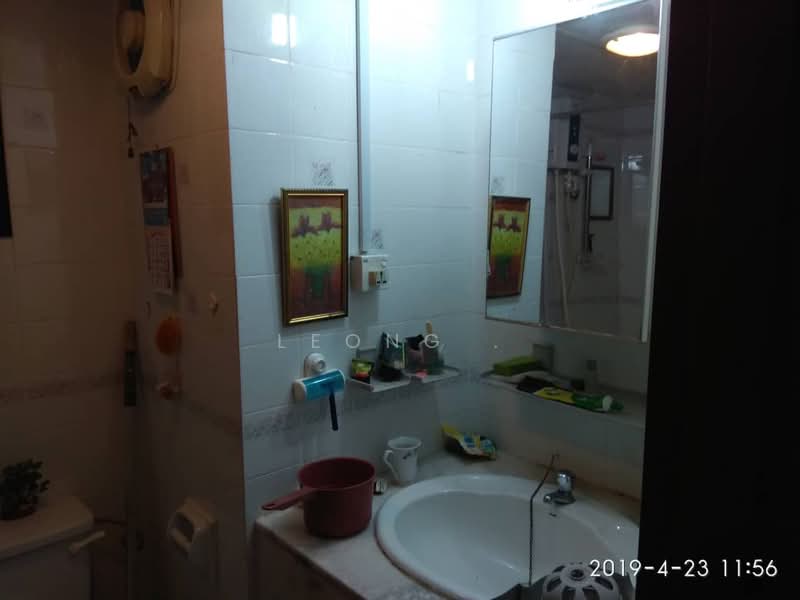 Condominium for Sale at Seaview Garden - Leong . - Bathroom - PropertyGuru.com.my